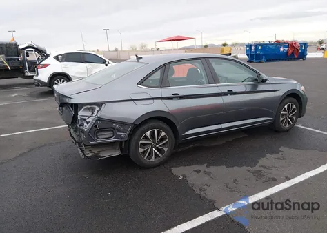 2022 Volkswagen Jetta 1.5T S z USA, uszkodzony, nr VIN 3VWCM7BU3NM000893